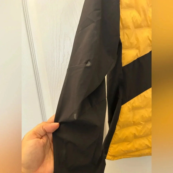 ! On Running Climate Jacket mango black sz M - Picture 9 of 9